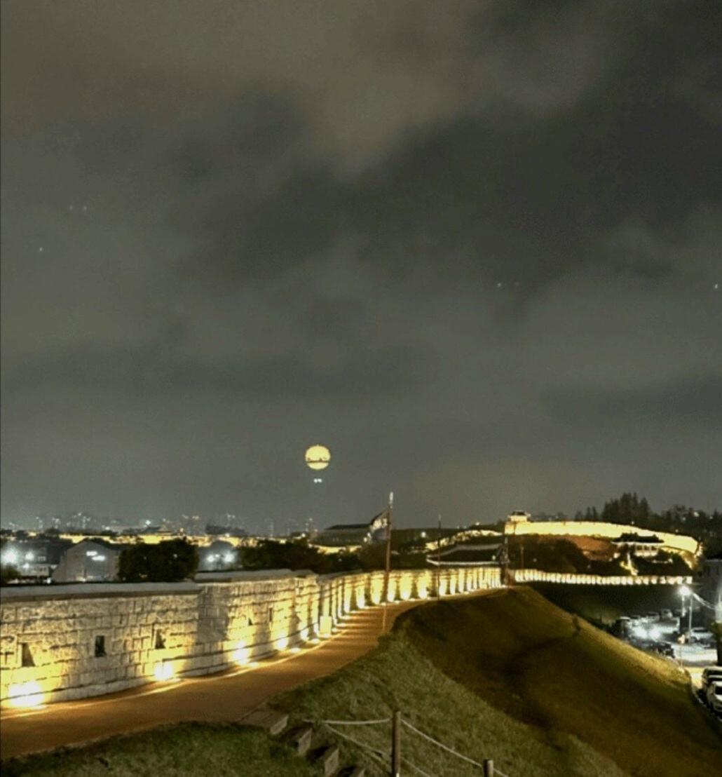 Suwon Stay Hadden Екстериор снимка
